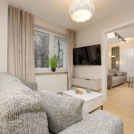 Comfortable Apartment Warsaw Wola & Balcony By Noclegi Renters Esterno foto