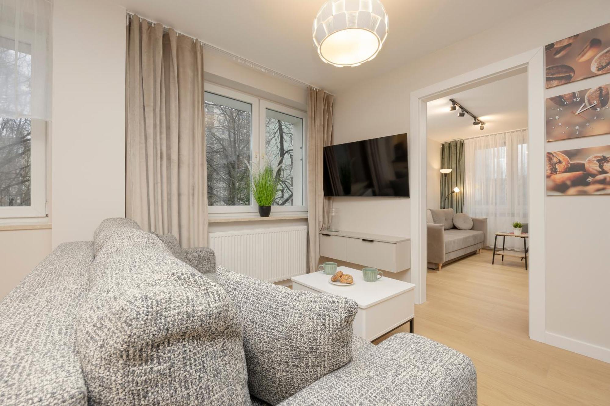 Comfortable Apartment Warsaw Wola & Balcony By Noclegi Renters Esterno foto